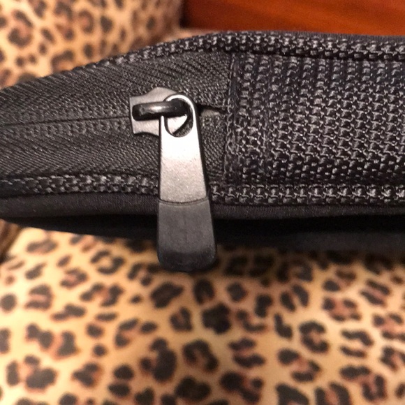 Carrying Case Sleeve Blk Padded Neoprene for MAC - Picture 4 of 9